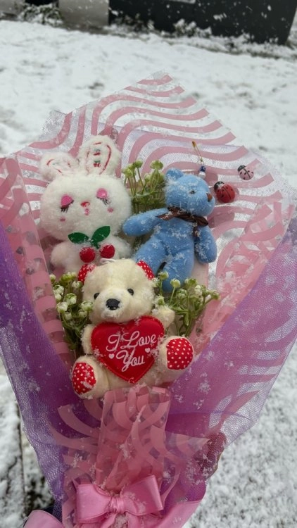 3'Lü Peluş Buketi "Mavi , I Love You Ve Beyaz Tavşan"