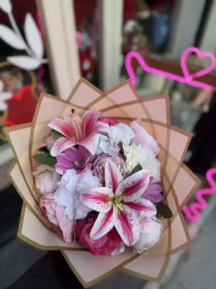 Yapay Pembe Aşk